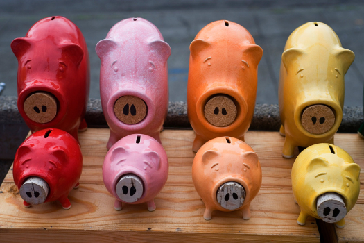 «На одной волне»: как характеристики банка влияют на инвестиции его клиентов