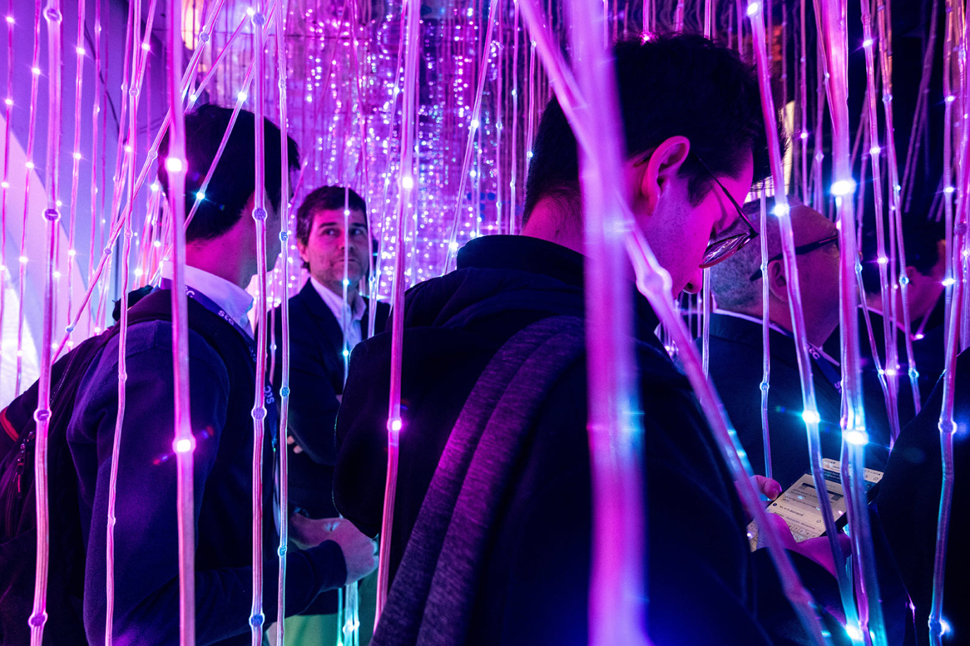 Путешествие инноваций: как распространяются технологии