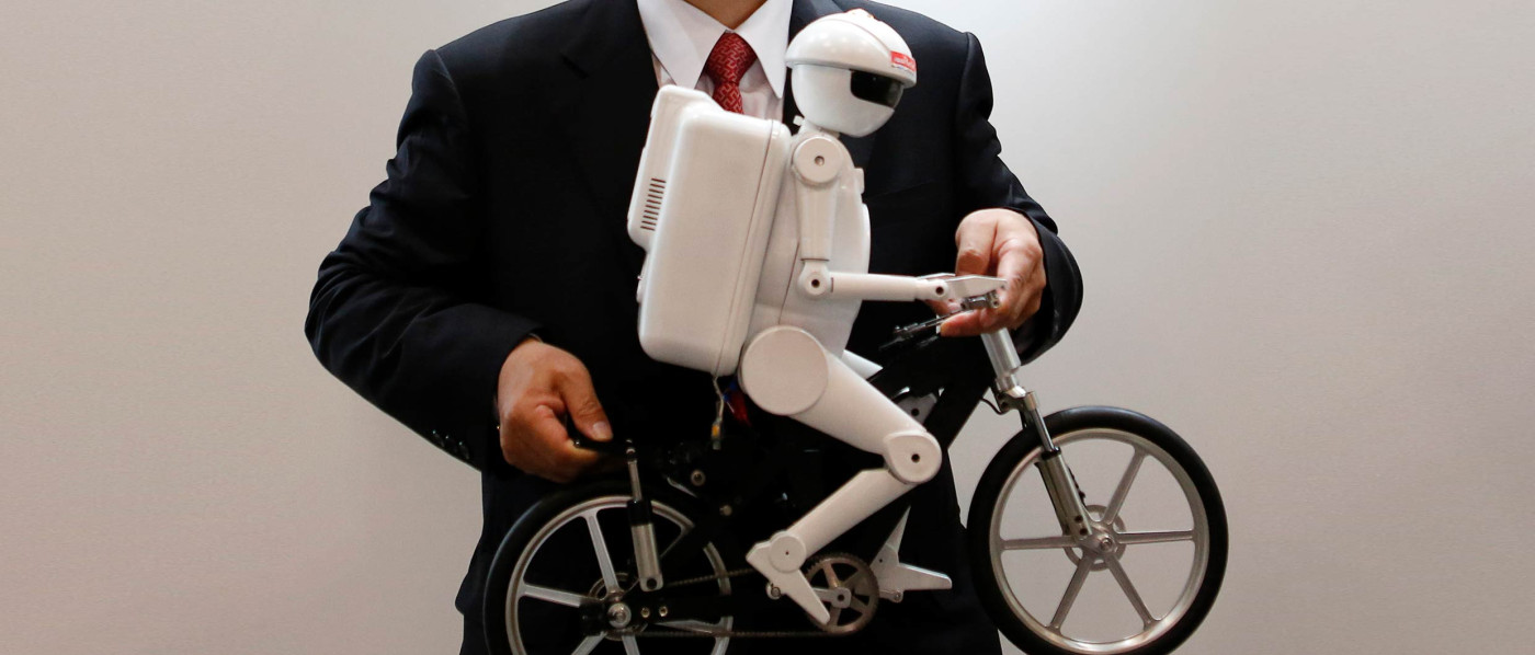Новые технологии и рынок труда: роботы или люди