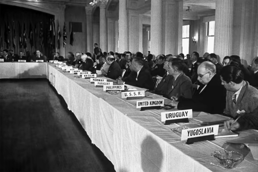 Битва за Бреттон-Вудс