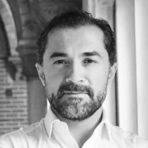 Уфук Акджигит